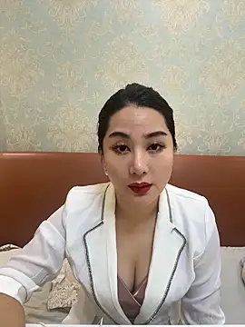 Snapshot of Candice888 chatting on 24, 11, 2025 Candice888 online show from 24, 11, 2025