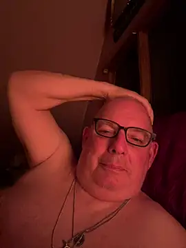 Snapshot of CharlieWeaver22 chatting on 3, 7, 2026 CharlieWeaver22 online show from 3, 7, 2026