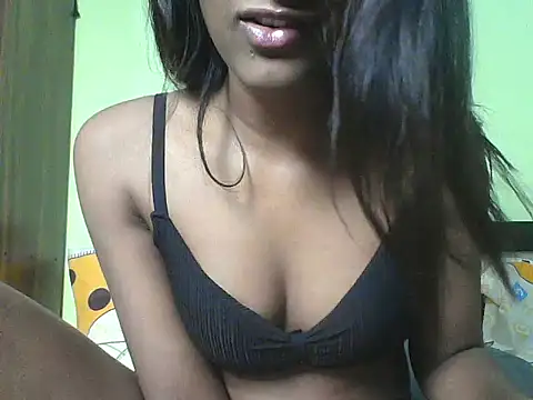 Snapshot of mickle_james chatting on 7, 10, 2025 mickle james online show from 7, 10, 2025