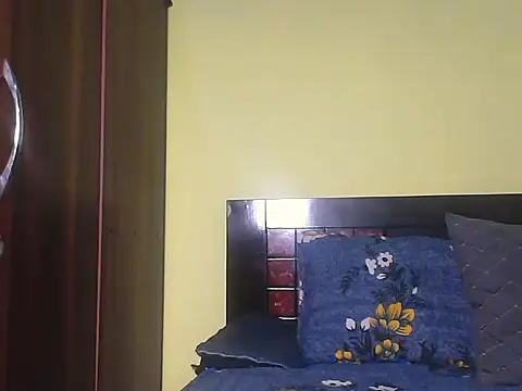 Snapshot of mickle_james chatting on 1, 11, 2025 mickle james online show from 1, 11, 2025