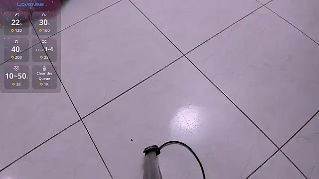 Snapshot of aria_and_tammy chatting on 7, 10, 2025 aria and tammy online show from 7, 10, 2025