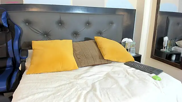 Mathewboy1 online show from 1, 4, 2026