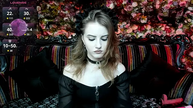 Snapshot of EllieMori chatting on 14, 11, 2025 EllieMori online show from 14, 11, 2025