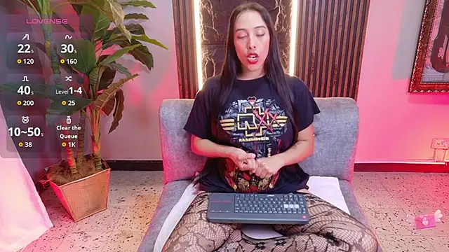 saori katusmi online show from 7, 10, 2025