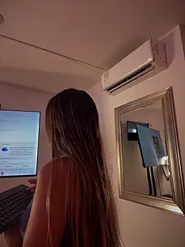 Natalia vidal online show from 5, 12, 2025