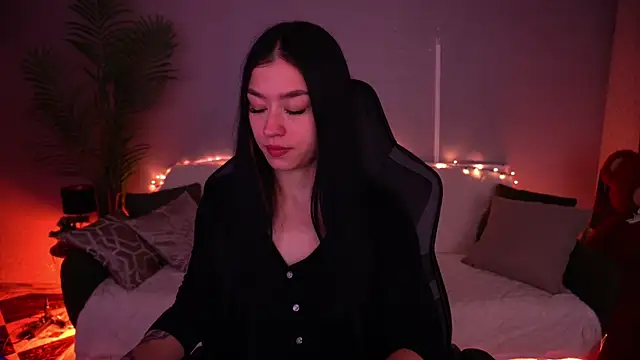 FataleNellie online show from 6, 4, 2026