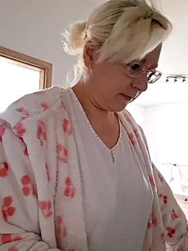 VikaKing online show from 2, 12, 2025