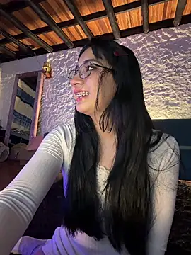 kaori 77 online show from 6, 4, 2026