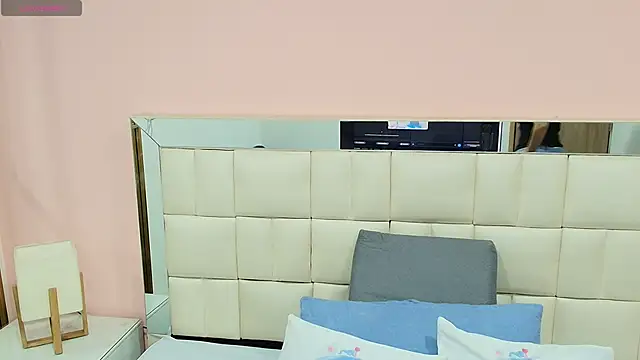 gisell gomez online show from 6, 11, 2025