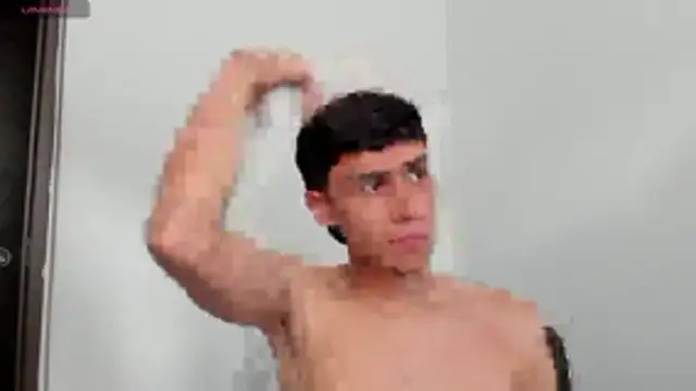 Snapshot of axel_davis_ chatting on 15, 12, 2025 axel davis online show from 15, 12, 2025