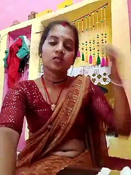 Snapshot of Hot_bbbb chatting on 25, 4, 2026 Hot bbbb online show from 25, 4, 2026