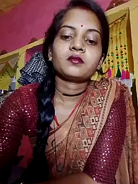 Snapshot of Hot_bbbb chatting on 25, 4, 2026 Hot bbbb online show from 25, 4, 2026