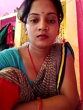 Snapshot of Hot_bbbb chatting on 6, 5, 2026 Hot bbbb online show from 6, 5, 2026