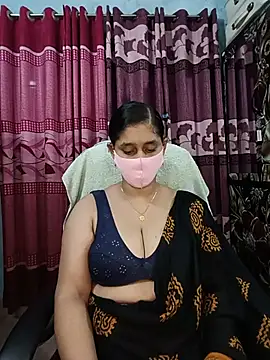 Snapshot of Cute_Faria chatting on 20, 7, 2026 Cute Faria online show from 20, 7, 2026