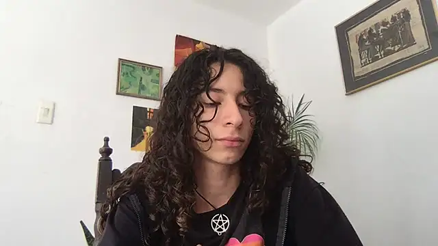 camille delrey online show from 23, 11, 2025