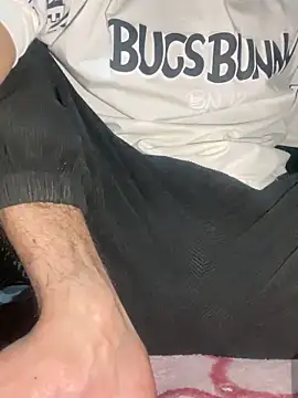 lyath3245 online show from 15, 4, 2026