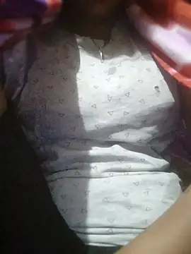 Snapshot of BILLO-RANI67 chatting on 23, 11, 2025 BILLO-RANI67 online show from 23, 11, 2025