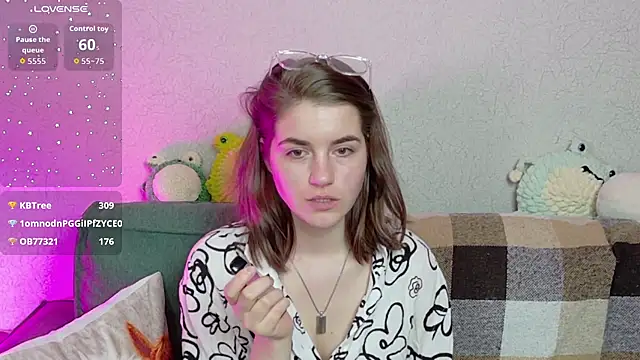 Snapshot of ElzaBlis chatting on 18, 4, 2026 ElzaBlis online show from 18, 4, 2026