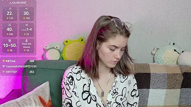 Snapshot of ElzaBlis chatting on 18, 4, 2026 ElzaBlis online show from 18, 4, 2026