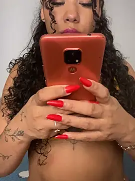 jhennyfer online show from 16, 6, 2026