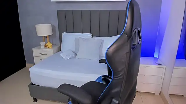 Snapshot of anagil_ chatting on 9, 1, 2026 anagil online show from 9, 1, 2026