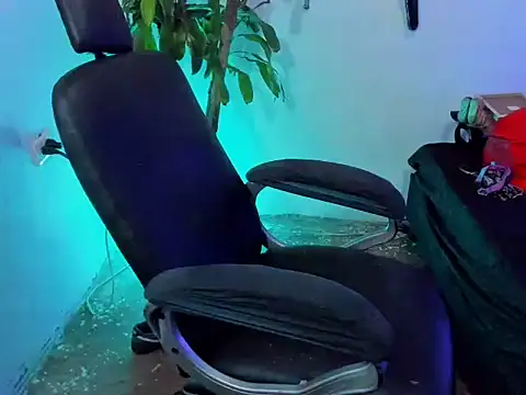 Snapshot of zeus_7777 chatting on 9, 9, 2025 zeus 7777 online show from 9, 9, 2025