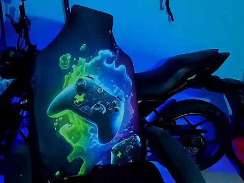 Snapshot of zeus_7777 chatting on 8, 10, 2025 zeus 7777 online show from 8, 10, 2025