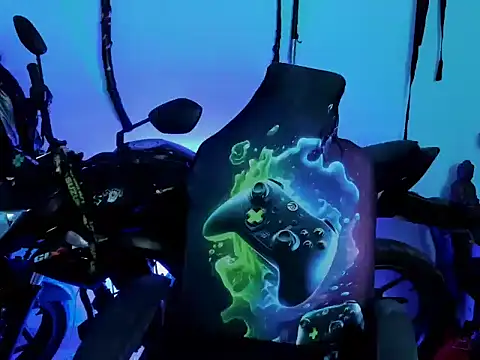 Snapshot of zeus_7777 chatting on 15, 10, 2025 zeus 7777 online show from 15, 10, 2025