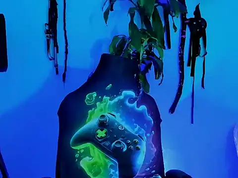 Snapshot of zeus_7777 chatting on 24, 10, 2025 zeus 7777 online show from 24, 10, 2025