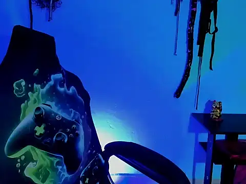 Snapshot of zeus_7777 chatting on 3, 11, 2025 zeus 7777 online show from 3, 11, 2025