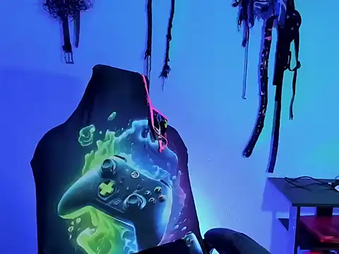 Snapshot of zeus_7777 chatting on 5, 11, 2025 zeus 7777 online show from 5, 11, 2025