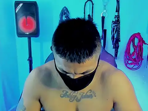 Snapshot of zeus_7777 chatting on 12, 11, 2025 zeus 7777 online show from 12, 11, 2025