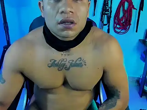 Snapshot of zeus_7777 chatting on 16, 11, 2025 zeus 7777 online show from 16, 11, 2025