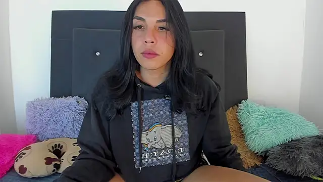 Adrianna Arias online show from 14, 12, 2025