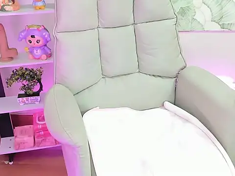 Snapshot of Mix-MiuMiu chatting on 27, 10, 2025 Mix-MiuMiu online show from 27, 10, 2025