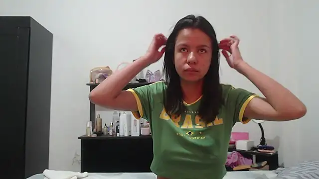nathaly jones  online show from 20, 7, 2026