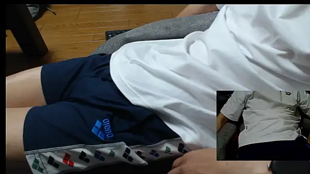 Snapshot of Yasu2000 chatting on 24, 6, 2026 Yasu2000 online show from 24, 6, 2026