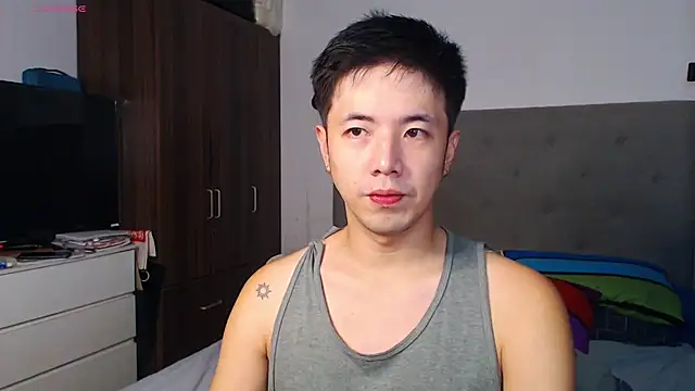 Snapshot of Addictiveboi chatting on 5, 2, 2026 Addictiveboi online show from 5, 2, 2026