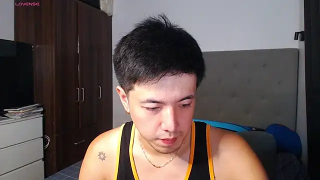 Snapshot of Addictiveboi chatting on 3, 3, 2026 Addictiveboi online show from 3, 3, 2026