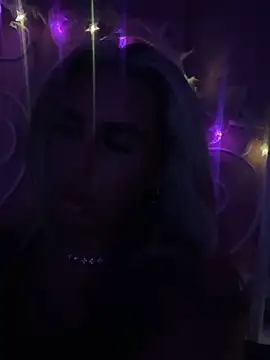 EllieMaeBaby online show from 19, 4, 2026