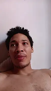 Snapshot of RuiMaddoox chatting on 8, 11, 2025 RuiMaddoox online show from 8, 11, 2025