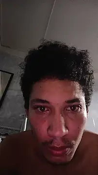 Snapshot of RuiMaddoox chatting on 11, 11, 2025 RuiMaddoox online show from 11, 11, 2025