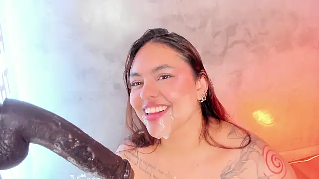 spicymonroe online show from 18, 4, 2026