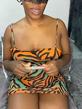 wellbuiltDiosa online show from 2, 10, 2025