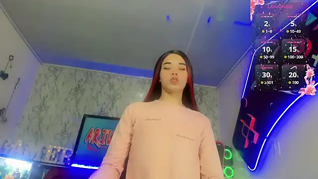 Madison Mujica online show from 29, 10, 2025