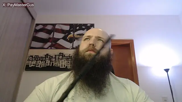 Snapshot of PayMasterGus chatting on 3, 10, 2025 PayMasterGus online show from 3, 10, 2025