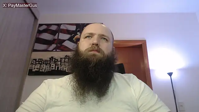 Snapshot of PayMasterGus chatting on 11, 10, 2025 PayMasterGus online show from 11, 10, 2025