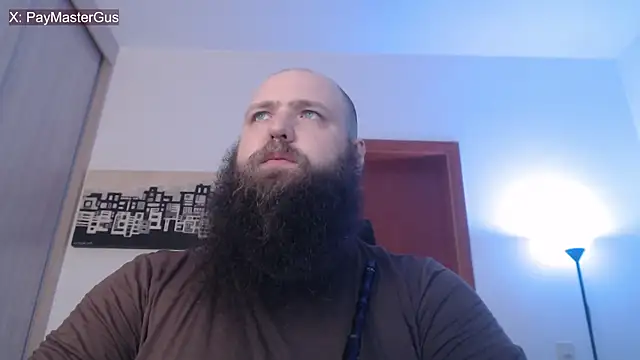 Snapshot of PayMasterGus chatting on 5, 11, 2025 PayMasterGus online show from 5, 11, 2025