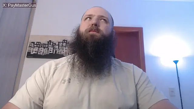 Snapshot of PayMasterGus chatting on 9, 11, 2025 PayMasterGus online show from 9, 11, 2025