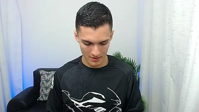 Matiius18 online show from 8, 11, 2025